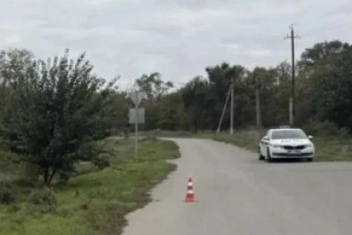 На Ставрополье 10-летний мальчик на электросамокате сбил 8-летнюю девочку Госавтоинспекция Ставрополья